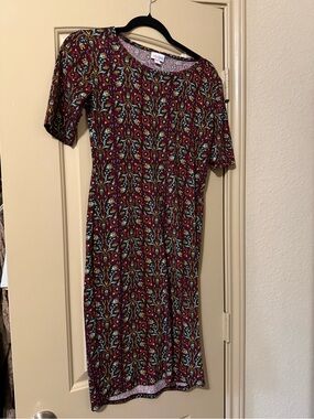 LuLaRoe Julia Dress XS Burgundy Floral Scroll Print Stretch Knit Dress